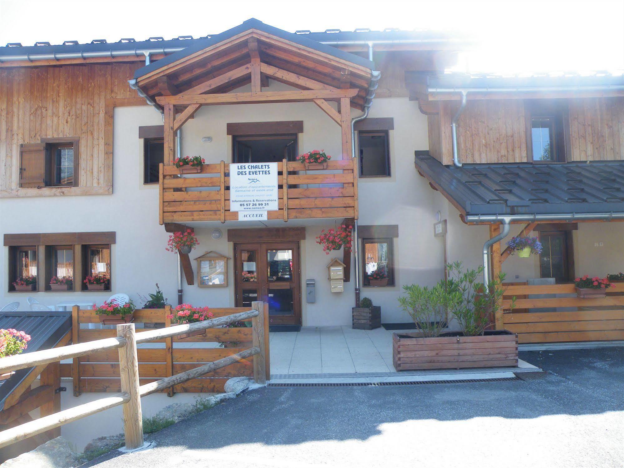 فلوميه Residence Nemea Les Chalets Des Evettes المظهر الخارجي الصورة